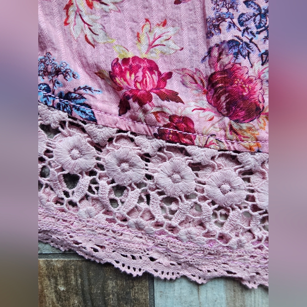 Pilcro Pink Floral Lace-Trim Sleeveless Blouse - Picture 10 of 17